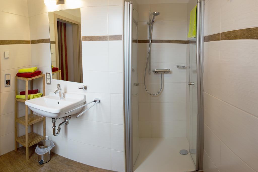 Pension Am Finkenberg Sebnitz Zimmer foto